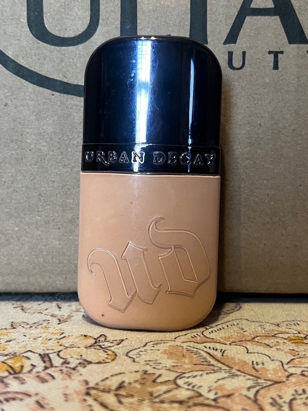Urban Decay Face Bond Self-Setting Waterproof Foundation